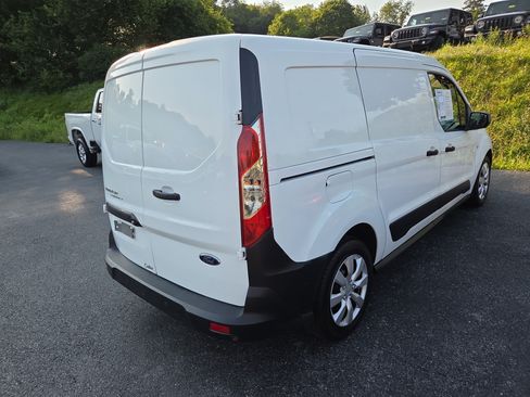 Used 2023 Ford Transit Connect XL FWD image 4