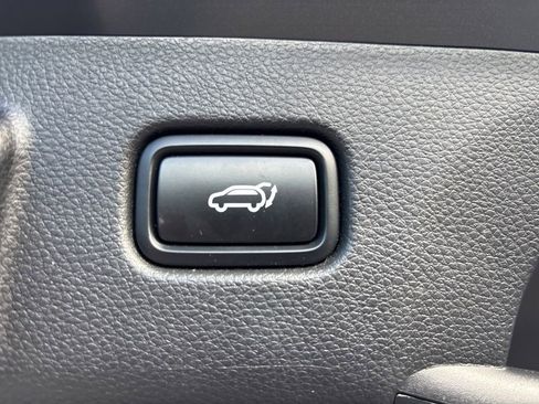 Certified 2024 Kia Seltos SX w/ SX Sunroof Package AWD/4WD image 16