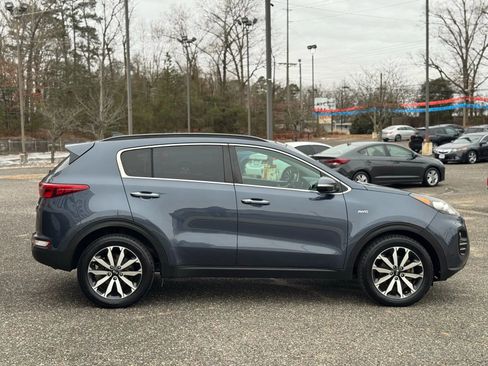 Used 2018 Kia Sportage EX w/ EX Premium Package image 6