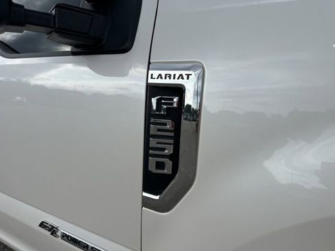 Used 2019 Ford F250 Lariat w/ Lariat Ultimate Package image 51