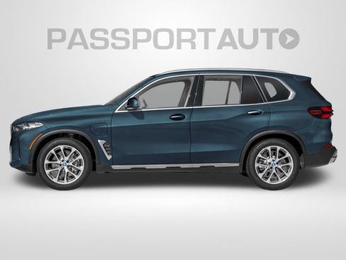 Used 2024 BMW X5 xDrive50e w/ Premium Package AWD/4WD image 3