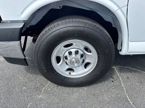 New 2026 Chevrolet Express 3500 w/ Power Convenience Package RWD image 12