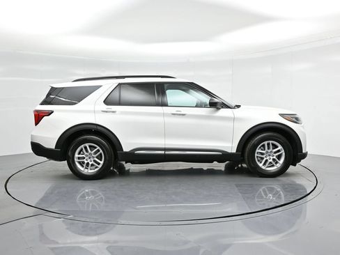 Used 2025 Ford Explorer Active RWD image 26