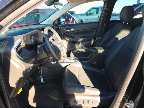 Used 2026 Buick Encore GX Sport Touring w/ Comfort Package image 10