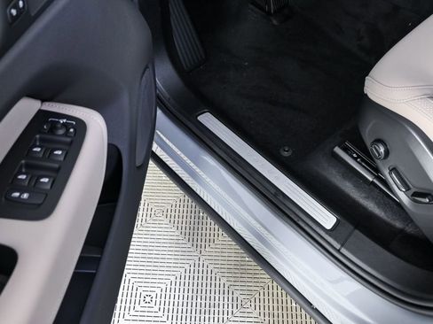 New 2026 Volvo XC60 B5 Plus w/ Protection Package Premier image 7