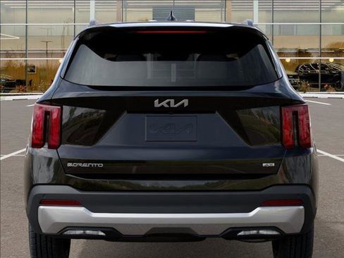 New 2026 Kia Sorento S AWD/4WD image 13