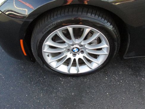 Used 2014 BMW 740Li w/ Executive Package image 32