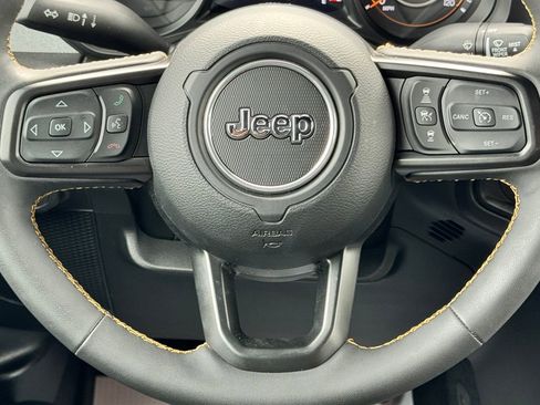 Used 2024 Jeep Wrangler Unlimited Sport AWD/4WD image 19