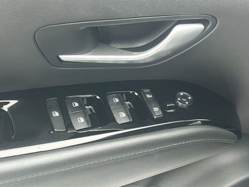 Used 2023 Hyundai Tucson Limited image 19
