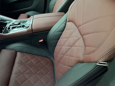 Certified 2026 BMW X6 xDrive40i w/ Climate Comfort Package image 6