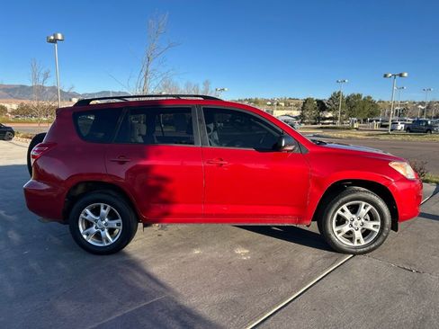 Used 2011 Toyota RAV4 4WD w/ Upgrade Value Pkg image 8