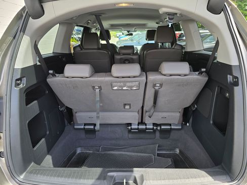 Used 2019 Honda Odyssey EX-L image 17