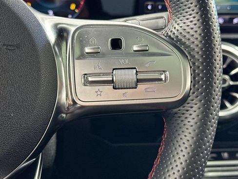 Used 2023 Mercedes-Benz CLA 250 image 30