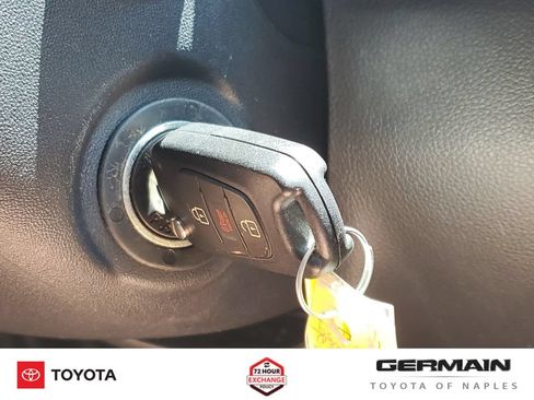 Used 2012 Kia Soul FWD image 34