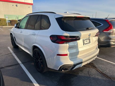 Used 2025 BMW X5 sDrive40i w/ M Sport Package image 9