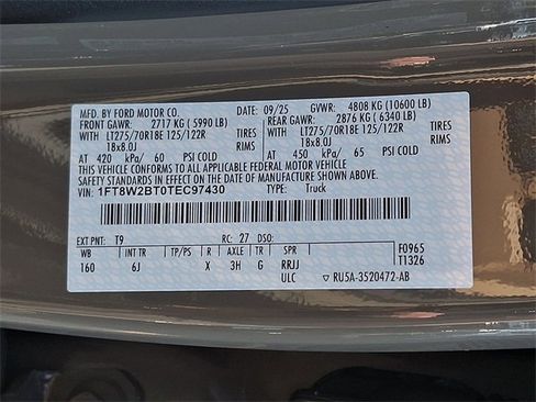 New 2026 Ford F250 Lariat w/ FX4 Off-Road Package image 16