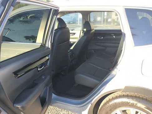 Used 2024 Honda CR-V EX-L image 12