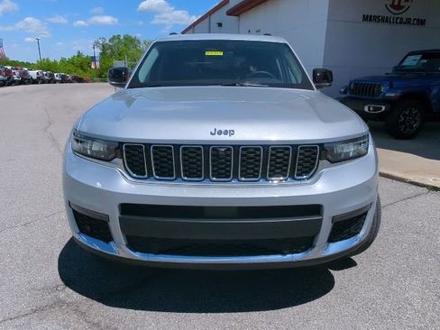 Certified 2023 Jeep Grand Cherokee L Limited w/ Luxury Tech Group II AWD/4WD image 4
