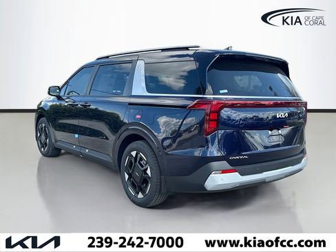 New 2026 Kia Carnival EX image 3