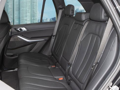 Used 2022 BMW X5 sDrive40i w/ Premium Package image 18