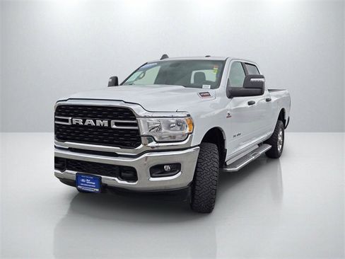 Used 2024 RAM 2500 Big Horn image 8