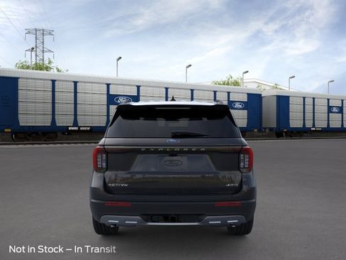 New 2026 Ford Explorer Active AWD/4WD image 5