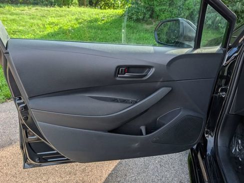 Used 2024 Toyota Corolla LE FWD image 27