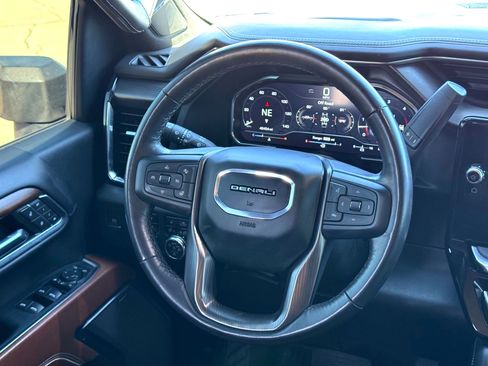 Used 2024 GMC Sierra 2500 Denali Ultimate image 27