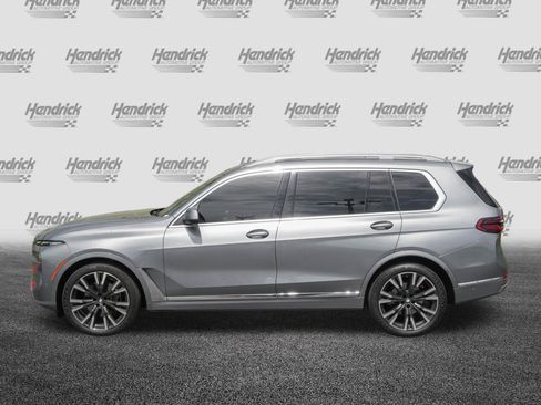 Used 2024 BMW X7 xDrive40i w/ Executive Package image 6