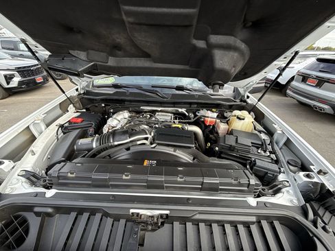 Used 2022 Chevrolet Silverado 2500 LTZ w/ LTZ Convenience Package image 30