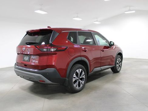 Used 2023 Nissan Rogue SV AWD/4WD image 11