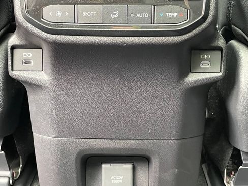 Used 2025 Toyota Grand Highlander AWD Hybrid image 24