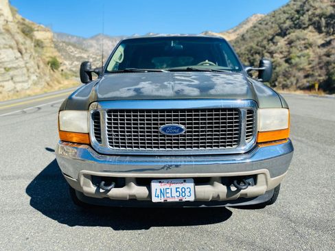 Used 2000 Ford Excursion Limited image 10
