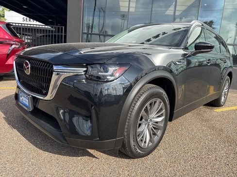 Used 2025 MAZDA CX-90 3.3 Turbo w/ Preferred Package image 2