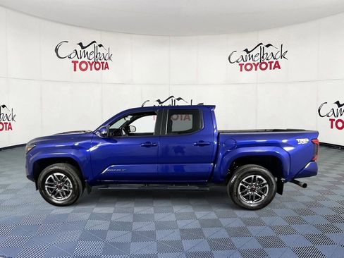 Used 2024 Toyota Tacoma TRD Sport w/ TRD Sport Upgrade Package AWD/4WD image 5