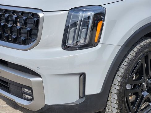 Certified 2023 Kia Telluride SX Prestige X-Line image 9