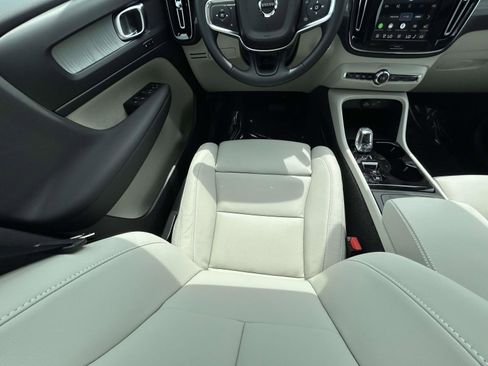 New 2026 Volvo XC40 B5 Plus w/ Protection Package Premier AWD/4WD image 14