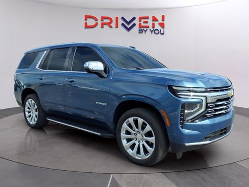 Used 2025 Chevrolet Tahoe Premier AWD/4WD image 7