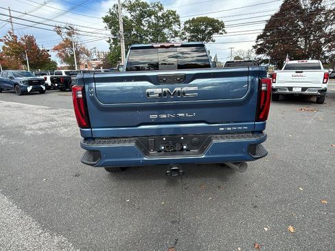 New 2025 GMC Sierra 2500 Denali Ultimate w/ Snow Plow Prep/Camper Package image 6