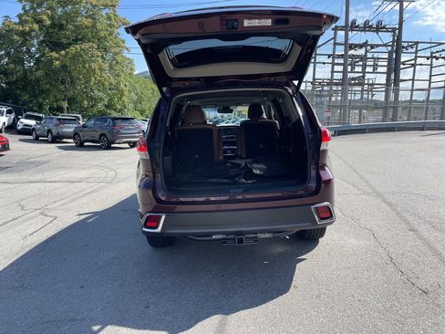 Used 2019 Toyota Highlander Limited AWD/4WD image 13