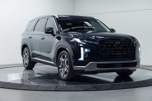 Used 2025 Hyundai Palisade SEL FWD image 4