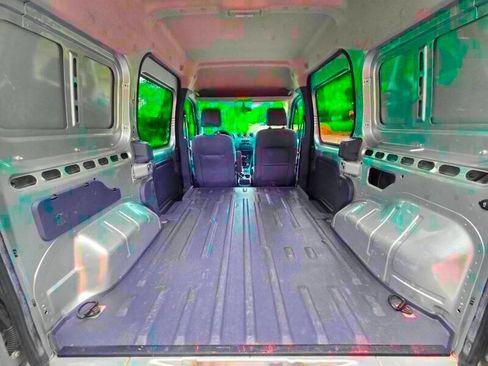 Used 2013 Ford Transit Connect XLT FWD image 1
