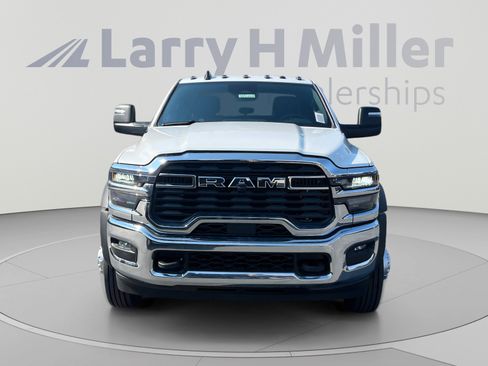 New 2026 RAM 5500 Tradesman w/ Chrome Appearance Group AWD/4WD image 8