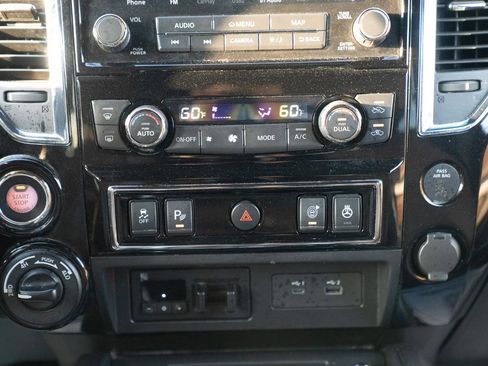 Used 2020 Nissan Titan Platinum Reserve w/ Moonroof Package image 36