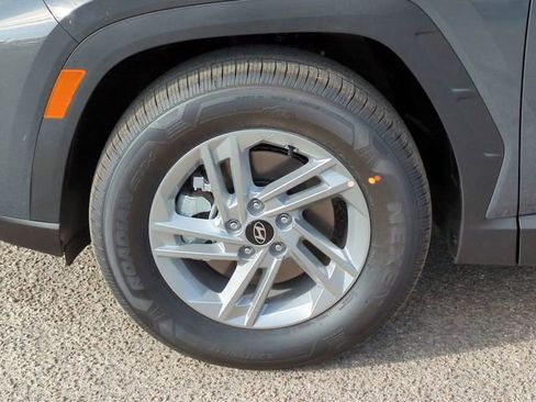 New 2026 Hyundai Tucson SE image 11