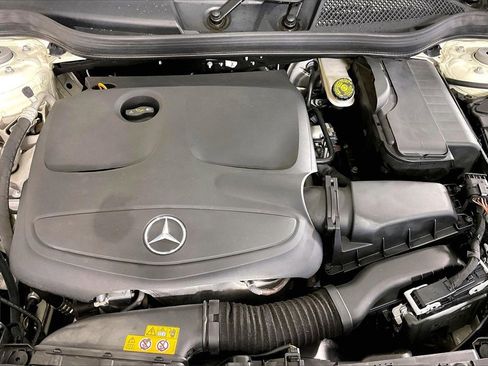Used 2018 Mercedes-Benz GLA 250 GLA 250 image 9