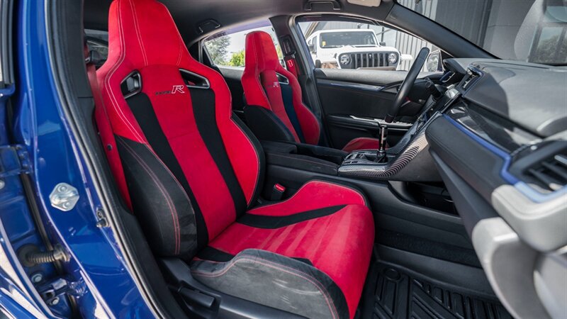 Used 2018 Honda Civic Type R image 21