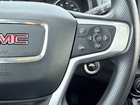 Used 2022 GMC Terrain SLE AWD/4WD image 8