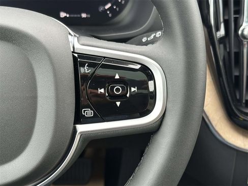 New 2026 Volvo XC60 B5 Plus w/ Protection Package Premier image 9