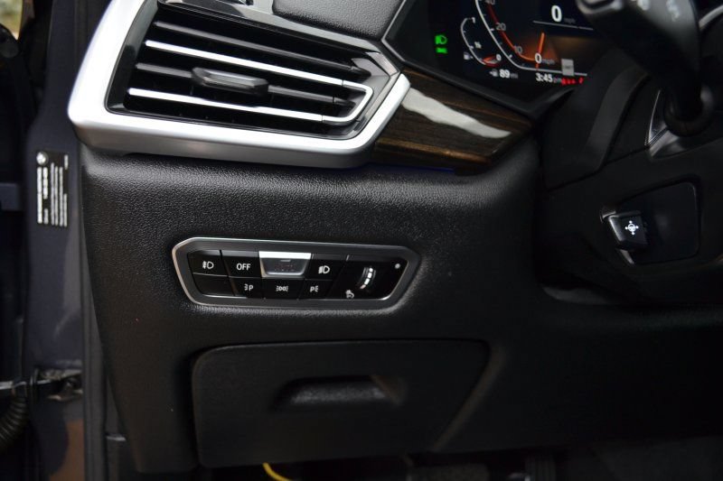 Used 2019 BMW X5 xDrive40i w/ Convenience Package AWD/4WD image 17